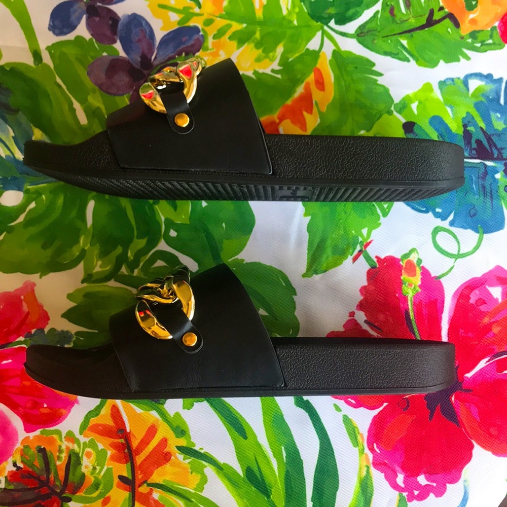 Brand New Madden Girl Flynn Black & Gold Sandals - Picture 8 of 16